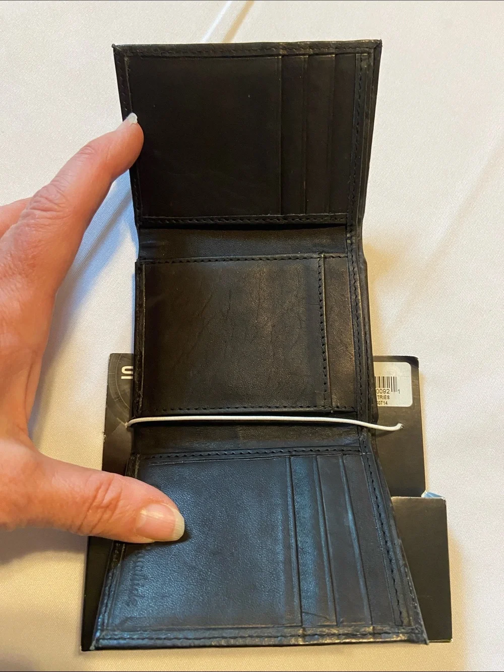 Pittsburgh Steelers NFL Rmbossed, Black Leather Men’s Wallet Trifold